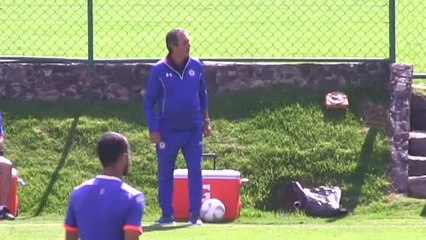 El Cruz Azul se llena de dudas