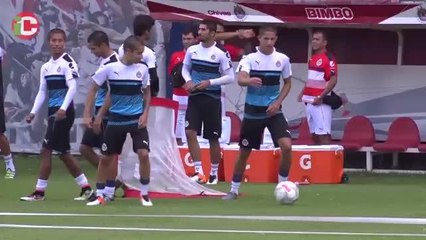 Omar Bravo es estandarte de Chivas