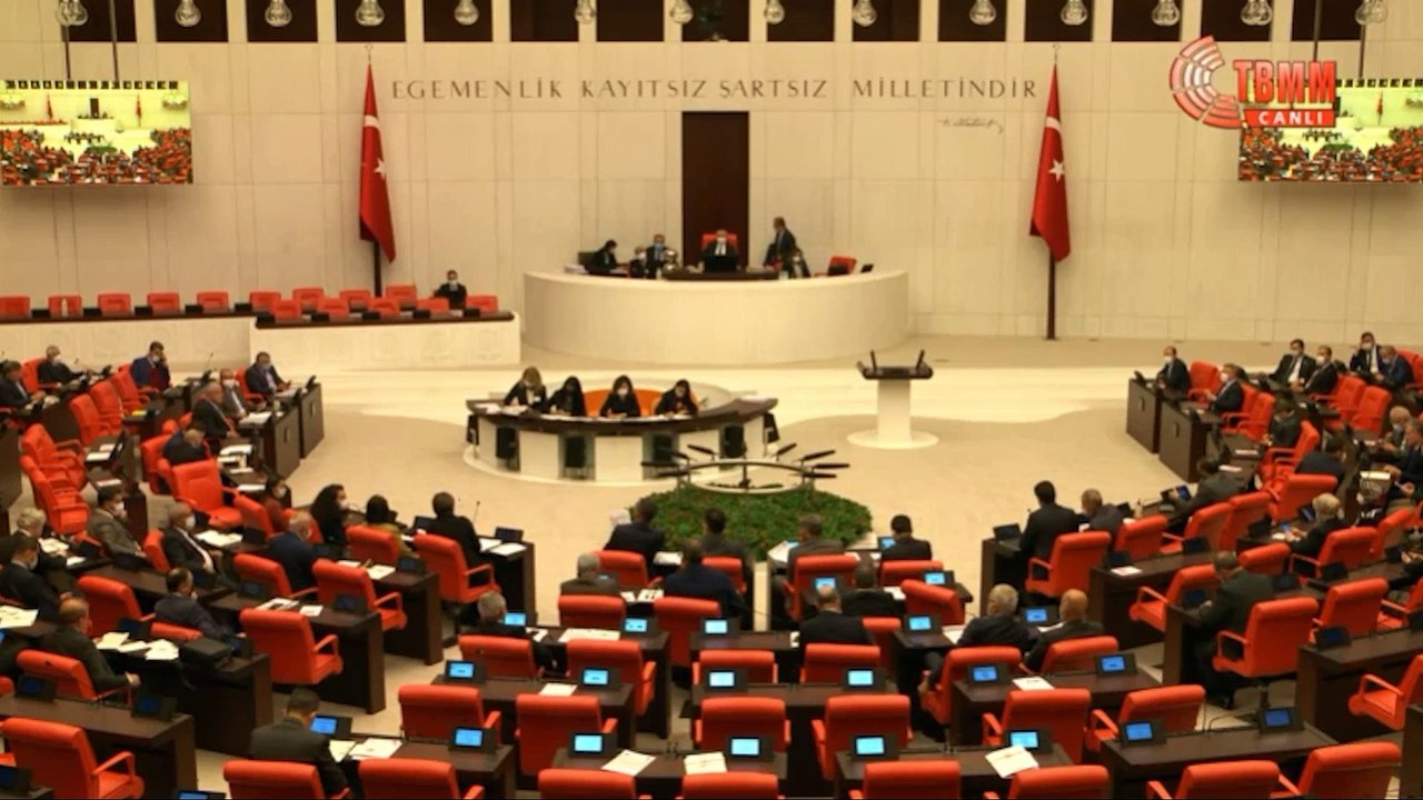 Özgür Özel ve Meral Danış Beştaş'tan Soylu'yu çok sinirlendirecek sözler