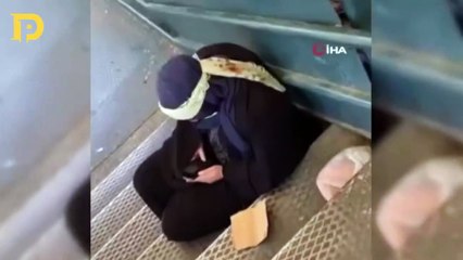Bu kadar da olmaz! iPhone’lu dilenci kameraya yakalandı
