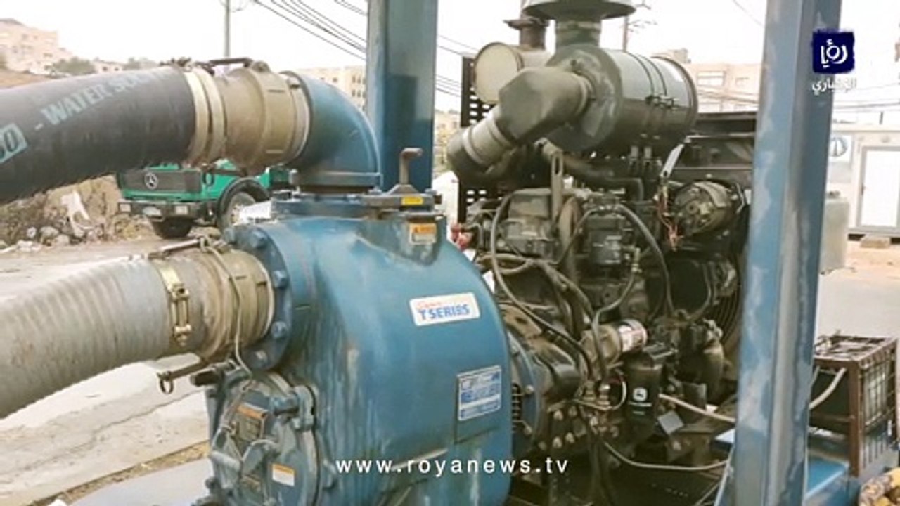 تنظيف المناهل في مثلث عبين مع تأثر المملكة بحالة عدم استقرار جوي