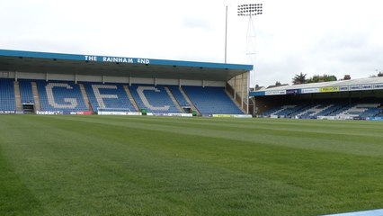 Steve Evans reveals his secrets to transfer negotiations at Gillingham