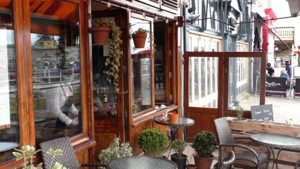 Job vacancies in Kent and UK hit highest level in more than a year