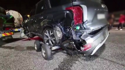 천안논산고속도로서 SUV·화물차 등 차량 4대 추돌 / YTN