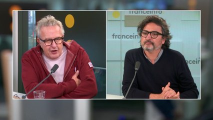 Michel Field responsable de la culture à France TV, présente l'émission "Fête de la Liberté" sur France 2