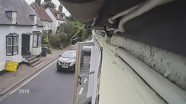 Residents plea after Wingham cottage struck by lorries once again