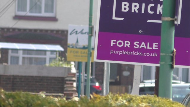 Kent students call for a rent freeze after struggling to pay landlords over coronavirus lockdown