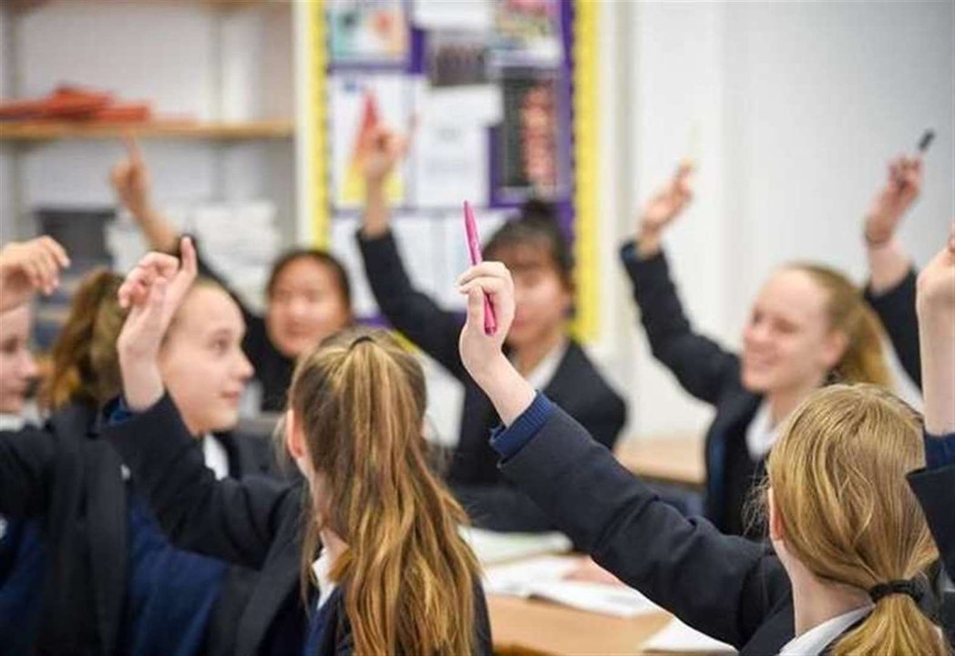 Parents react to school closure in Medway