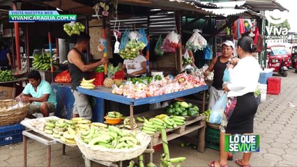 Comerciantes del Mercado Mayoreo con grandes promociones para las familias