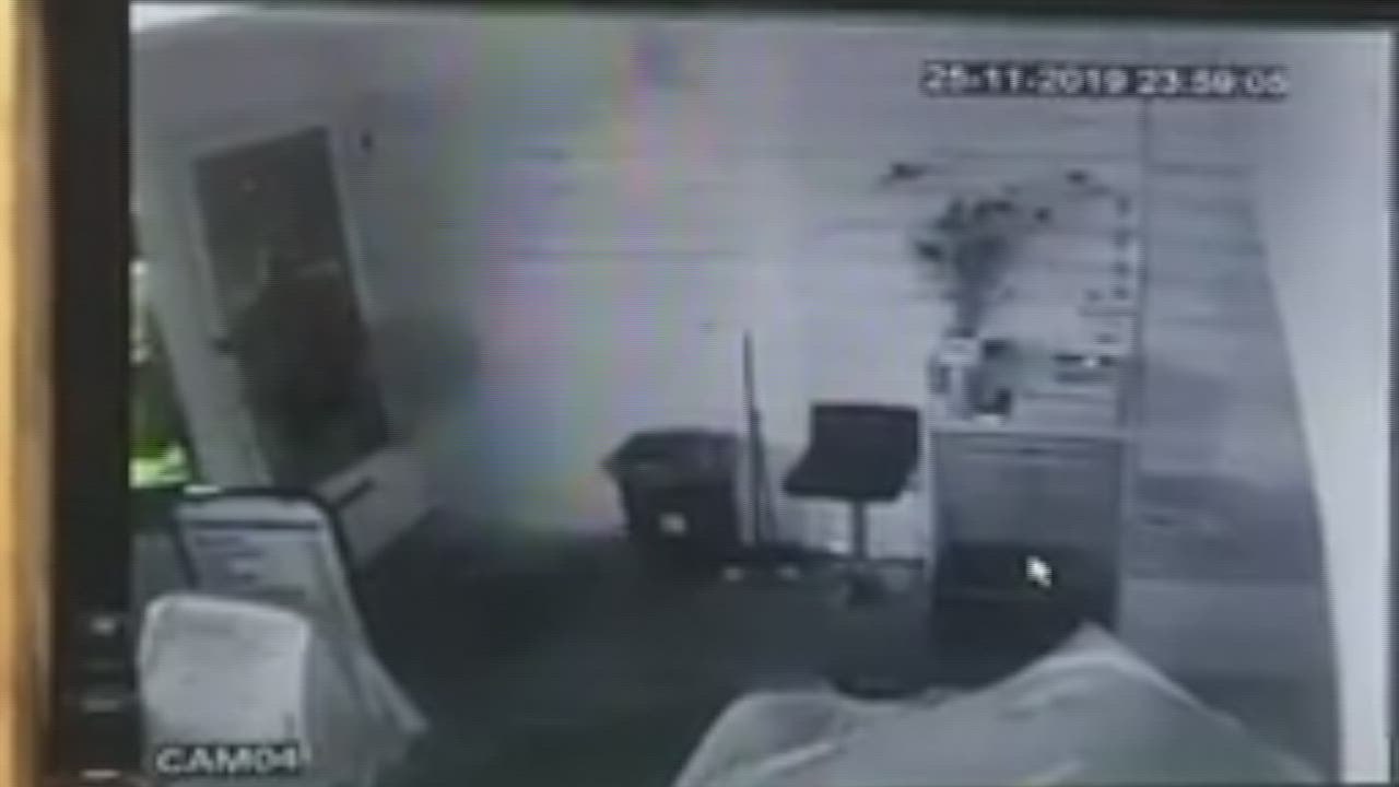 CCTV shows the moment a till was stolen from a shop in Herne Bay