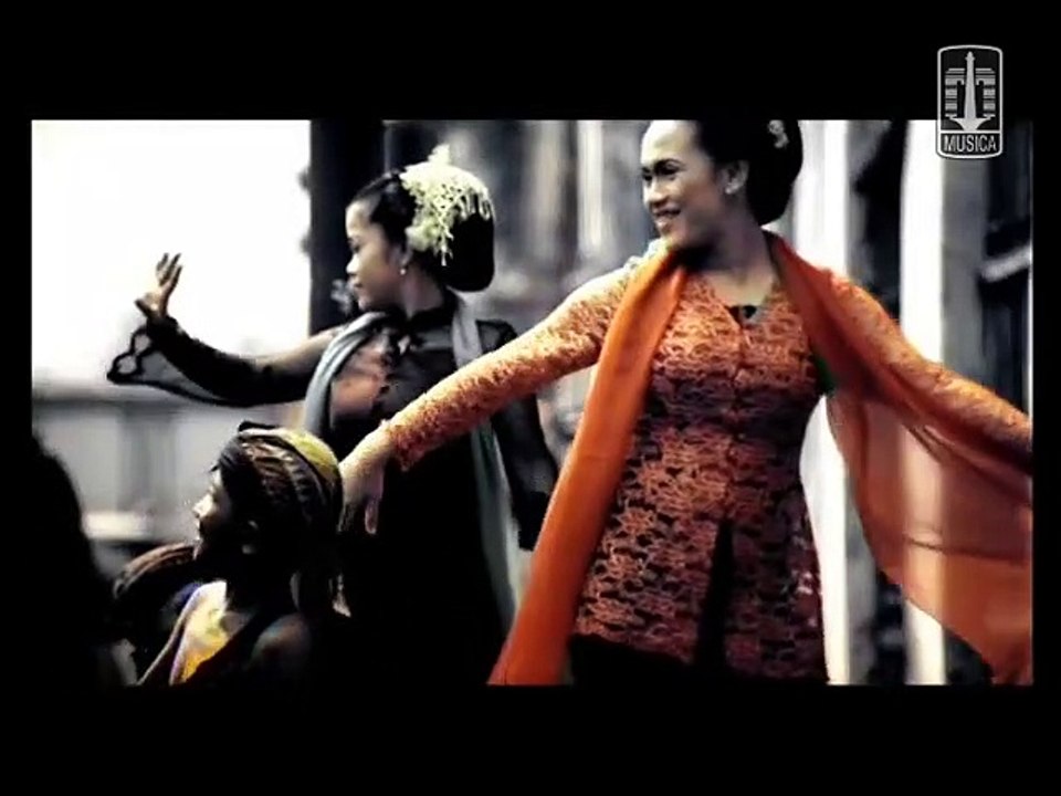 D'MASIV - Jangan Menyerah (Official Music Video)