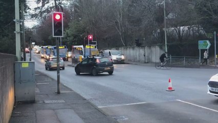 Man 'falls' from M20