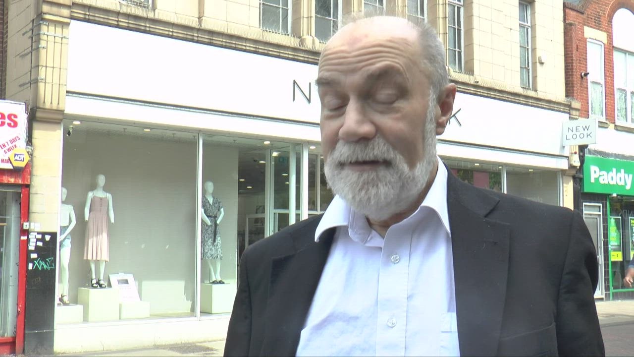 Do you think banning plastic drink stirrers is a good idea?