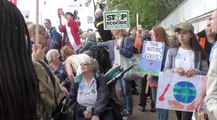 Kent  campaigners join thousands in protest for new nature laws