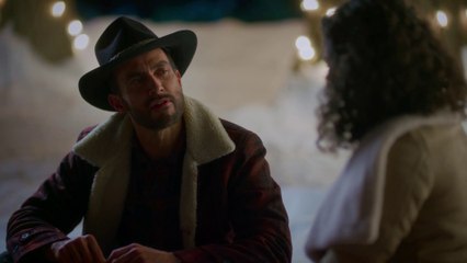 IR Interview: Vella Lovell & Cheyenne Jackson For "A Clusterfunke Christmas" [Comedy Central] - Part I