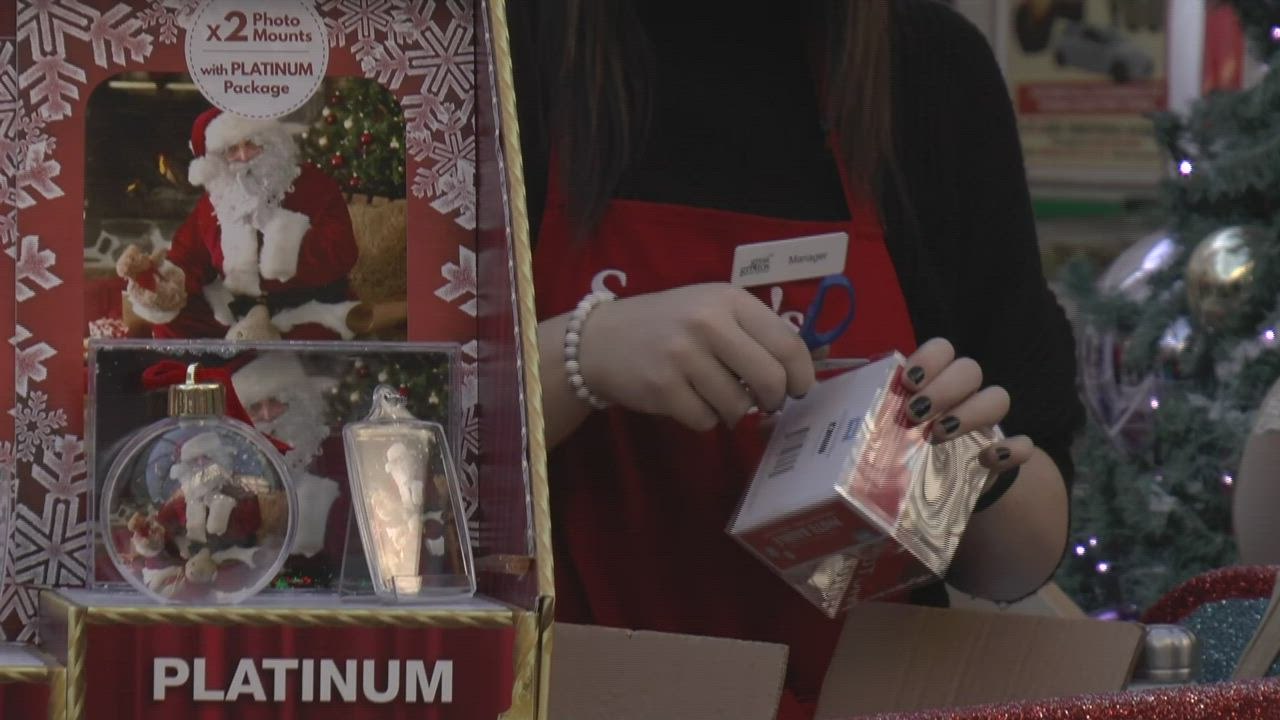 Last-minute shoppers hit Kent stores