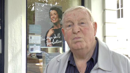 Should police be allowed to check motorists' eyesight?