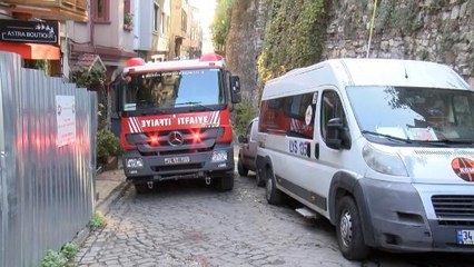 FATİH'TE İTFAİYEYE HATALI PARK ENGELİ