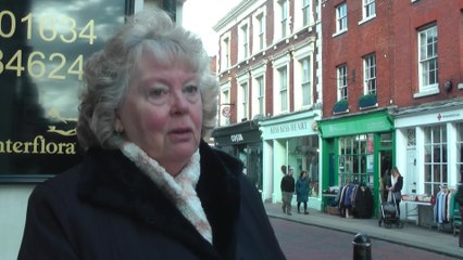 Should crisps be banned from school lunchboxes?