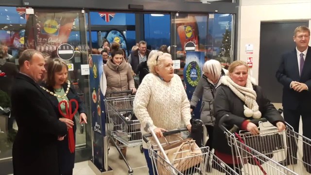 Lidl 'flagship' store opening in Whitfield adds extra jobs for locals