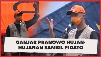 Ganjar Pranowo Hujan-hujanan Sambil Pidato, Netizen: Kirain Ikut Menanam Padi Pak