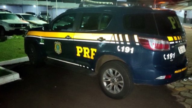 Homem embriagado é detido após colidir contra anteparo na BR-277; Esposa do condutor foi encaminhada ao Hospital em estado grave