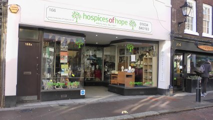 Charity shop bans homeless from its steps