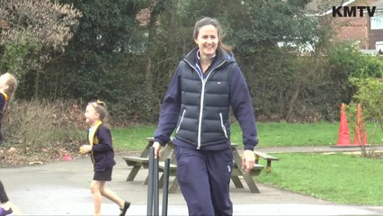 Former England cricketer to get girls playing cricket