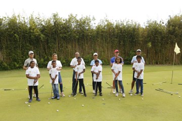 Médérice et les marmailles de 1000 Sourires s'essayent au golf