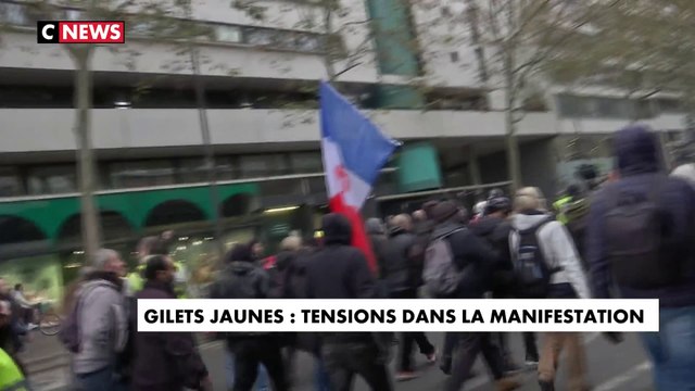 Gilets jaunes : tensions dans la manifestation