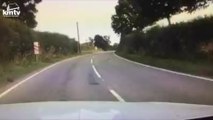 Dashcam catches moped near miss