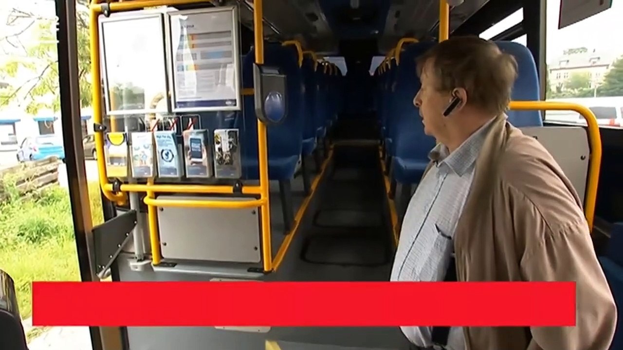 Buschauffør udsat for vold | Buschauffør slået tre gange i hovedet | Movia | Søren Knudsen | Næstved | 12-06-2019 | TV2 ØST @ TV2 Danmark