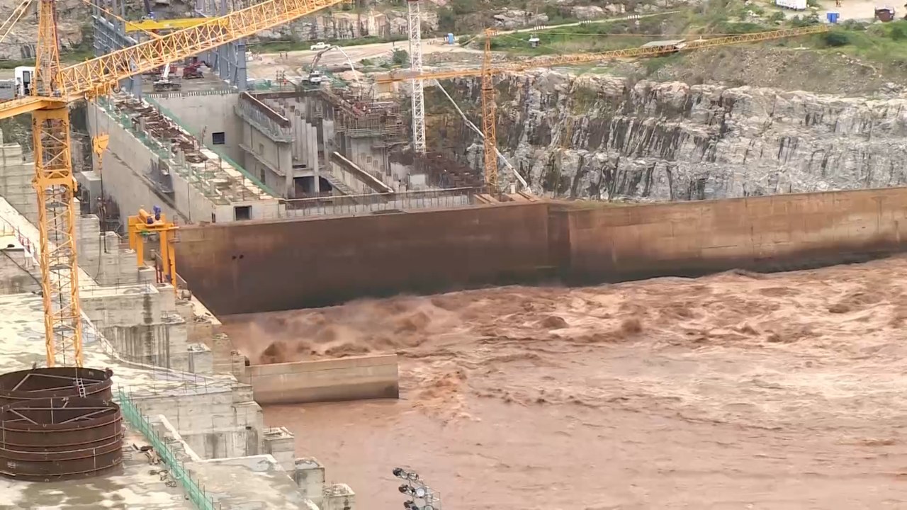 مدير مشروع سد النهضة: نسبة إنجاز البناء في سد ا...