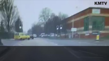 Dashcam footage shows Police car and taxi in crash