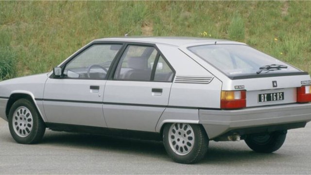 Vendue aux enchères, une Citroën BX explose les compteurs