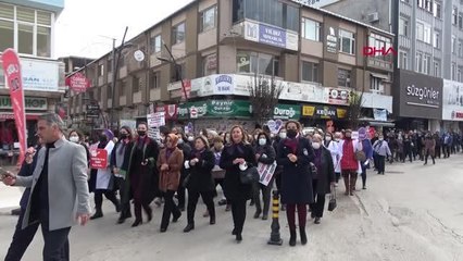 KEŞAN'DA KADINLAR ŞİDDETE KARŞI YÜRÜDÜ