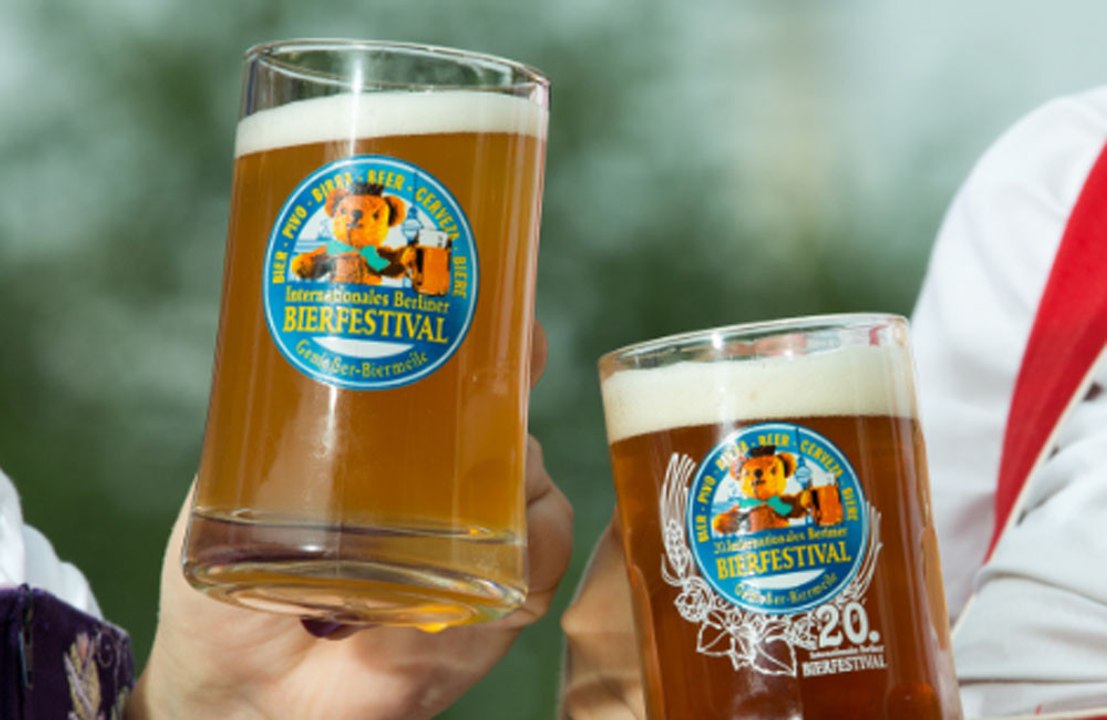 Drinking four pints of beer or small glasses of wine raises dementia risk