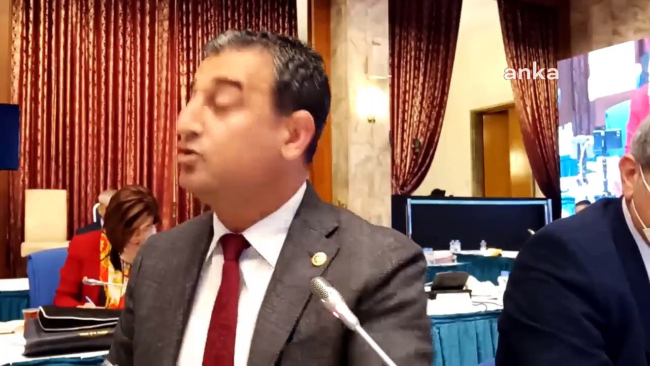 CHP'li Bulut'tan Bakan Koca'ya 'ilaç tedariki' tepkisi: Türkiye'de savaş yok, vatandaş ilaç stoklamaya başladı
