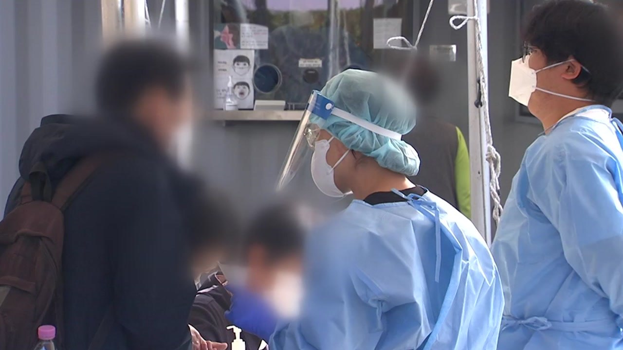 닷새 연속 3천 명대...내일부터 전국 학교 '전면 등교' / YTN