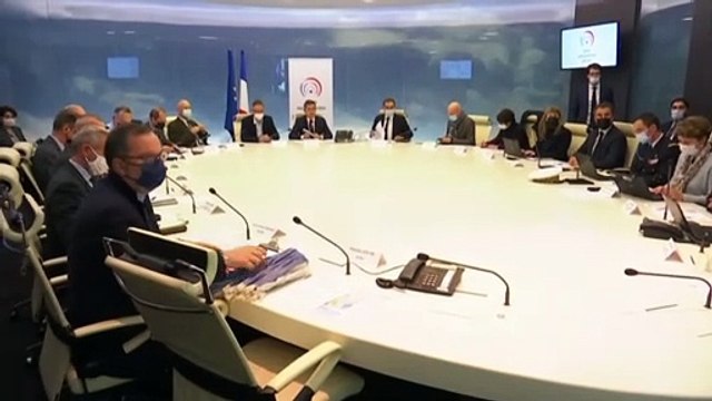 Francia enviará fuerzas especiales de la policía a Guadalupe para hacer frente a los disturbios