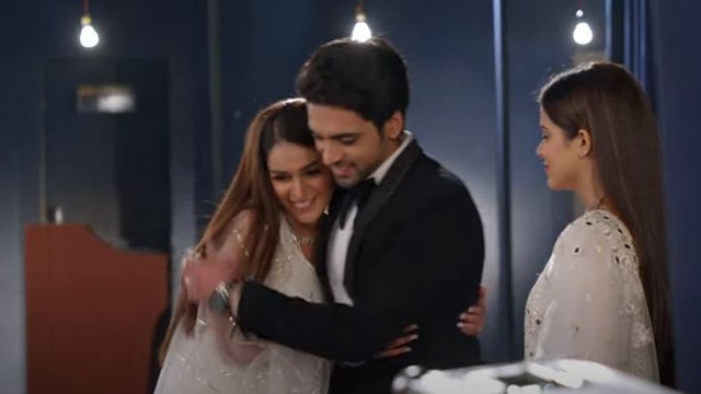 Thapki Pyar Ki S2 episode 44 promo ; Thapki jealous to see Purab hugging girl | FilmiBeat