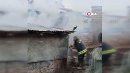 Son dakika... Kömürlükte çıkan yangın paniğe neden oldu