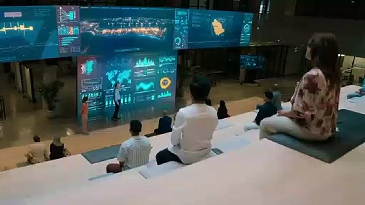 ...يتم لف عشرين اثنين وعشرين غالبا في حدود ...