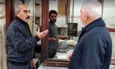 Download Video: Un bulamayan fırıncı CHP Milletvekiline sordu: Kıtlık geldi de haberimiz mi yok?