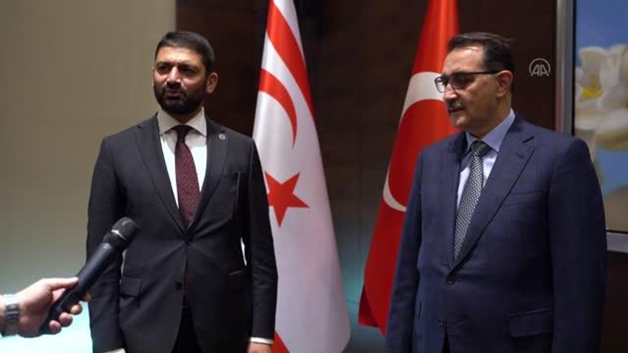 Enerji ve Tabii Kaynaklar Bakanı Dönmez, KKTC Enerji Bakanı Atun ile görüştü