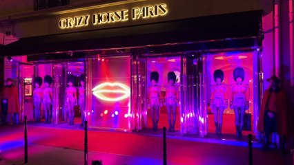 El cabaré parisino Crazy Horse cambia de rostro tras 18 meses de cierre