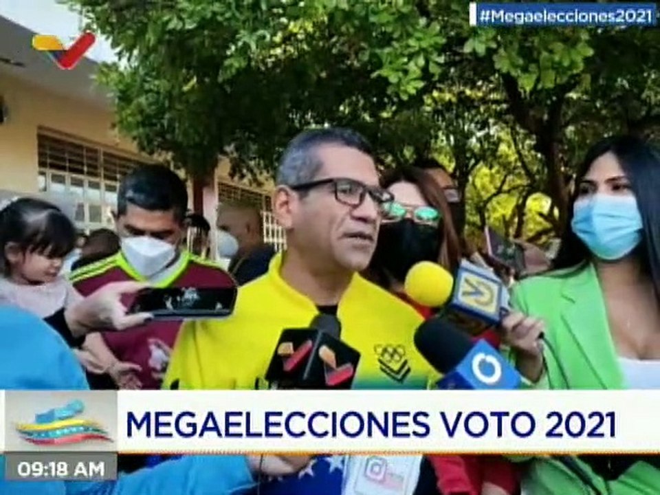 Candidato Willy Casanova: "Este proceso de votación es muy rápido fluye de manera armónica"