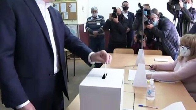 Bulgarie : R. Radev favori du scrutin, le général se présente comme le champion anti-corruption