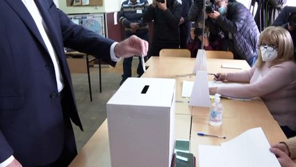 Rumen Radev, líder de la lucha anticorrupción, favorito de la segunda vuelta de las presidenciales