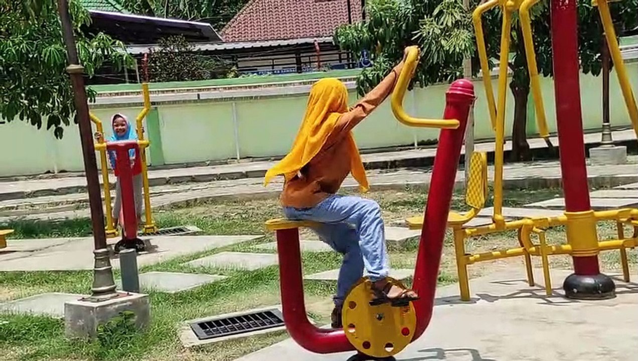 BUAH HATI LUKA DIRI (LUKA HATI LUKA DIRI) - JHOTA RG